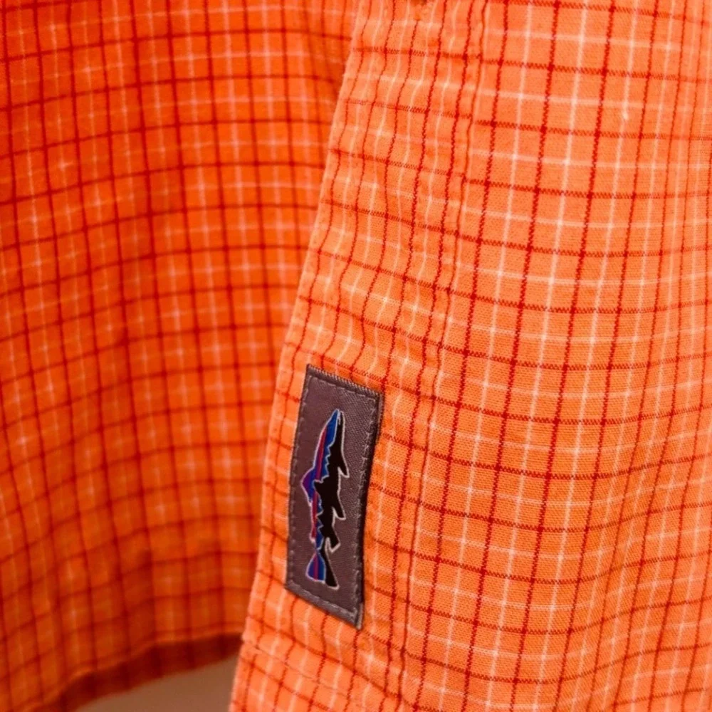 Patagonia Mens Large Orange Plaid Long Sleeve Ventilated Fishing Hiking Shirt L